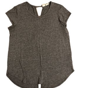 Artisian NY gray crew neck hi low t shirt -M